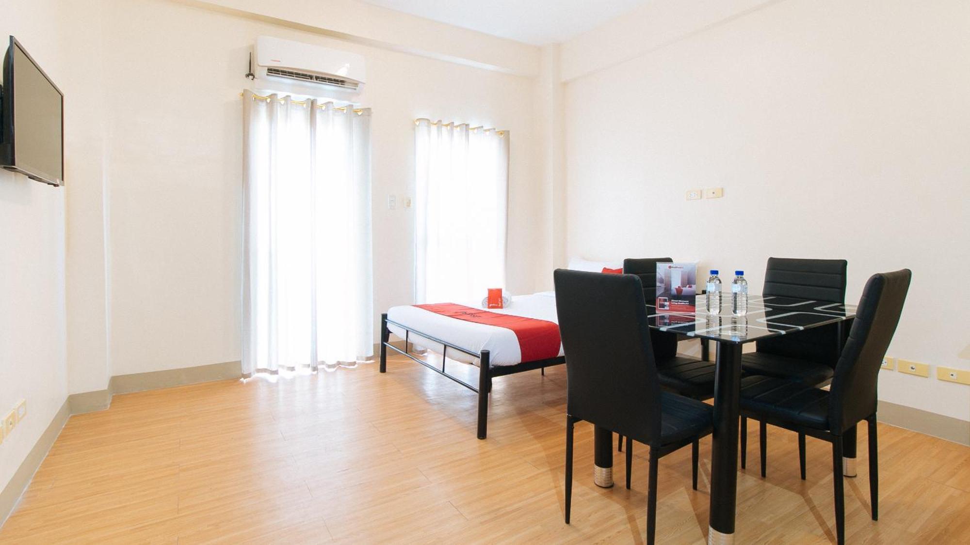 Reddoorz Plus At Alpina Heights Paranaque Paranaque City Esterno foto