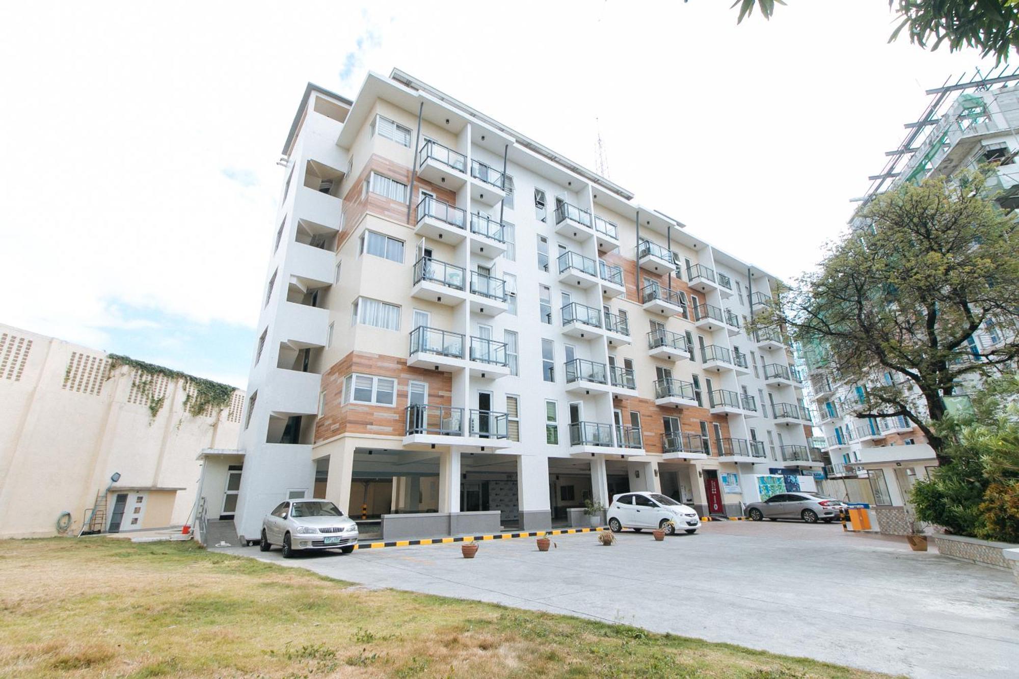 Reddoorz Plus At Alpina Heights Paranaque Paranaque City Esterno foto