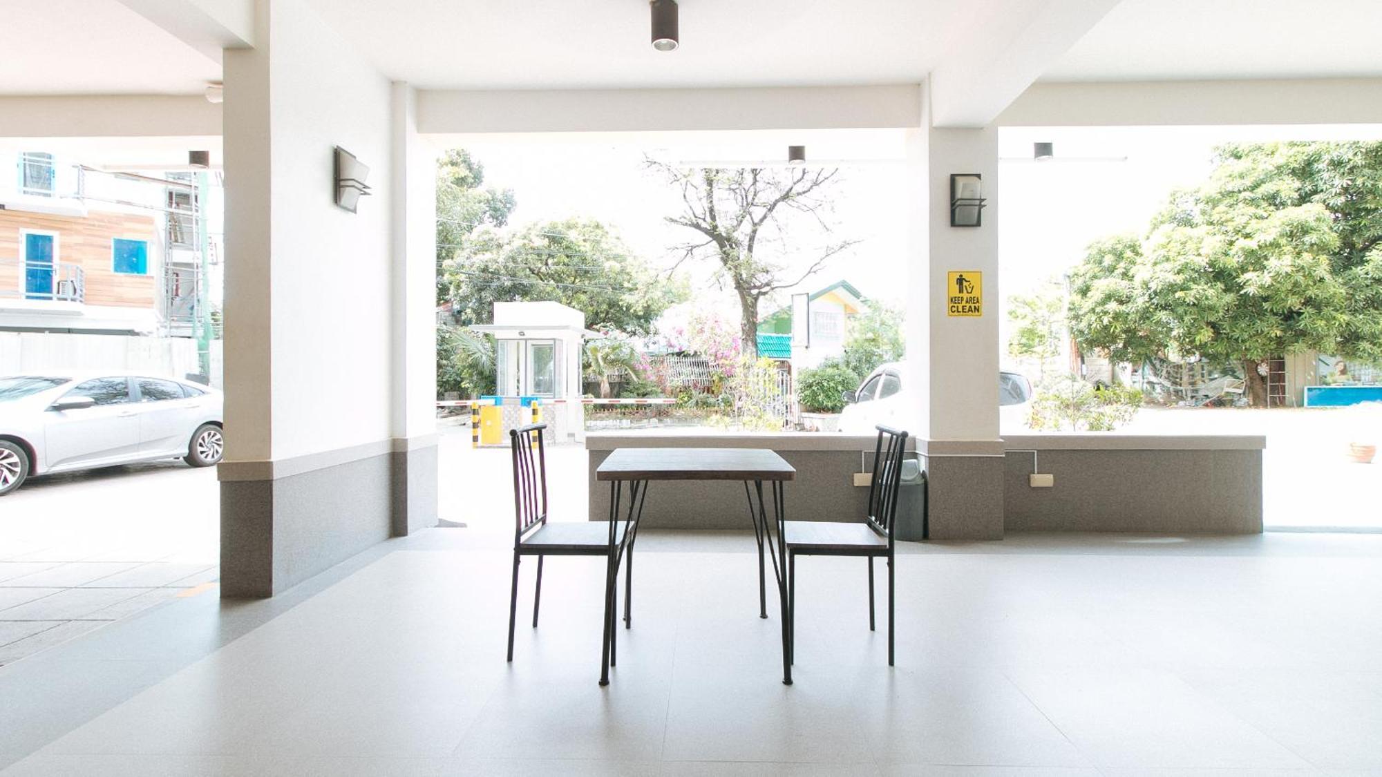 Reddoorz Plus At Alpina Heights Paranaque Paranaque City Esterno foto
